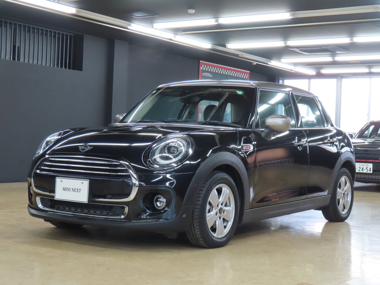 F55 MINI Cooper 5-Door Hatch LCI