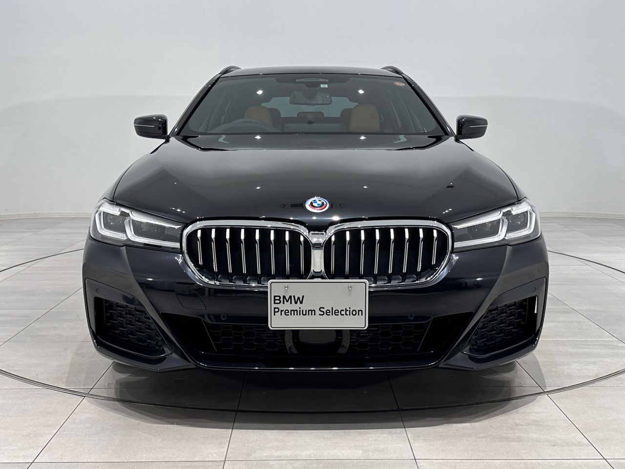 520d xDrive Touring RHD