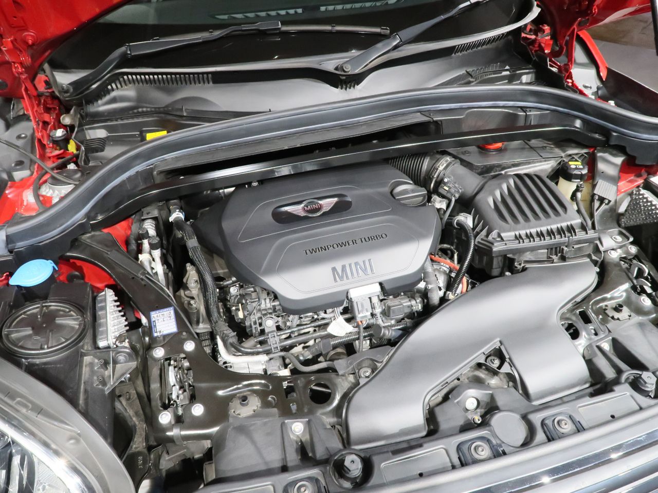 MINI CROSSOVER COOPER D ALL4
