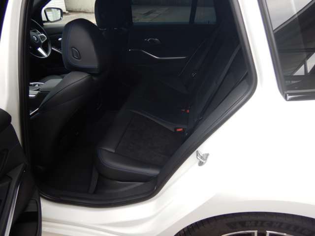 G21 320d xDrive Touring RHD