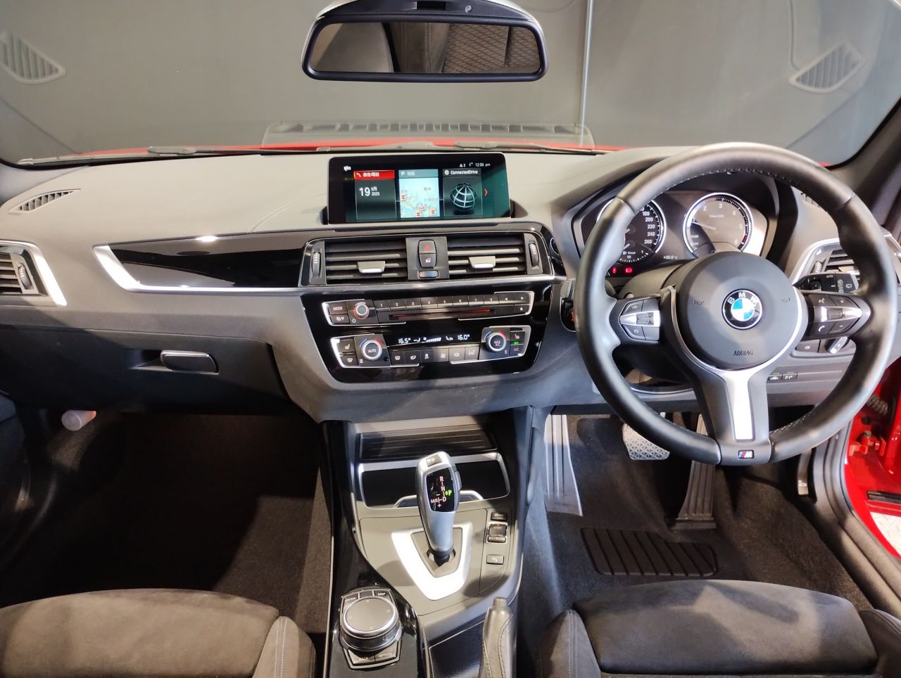 118D 5DOOR RHD