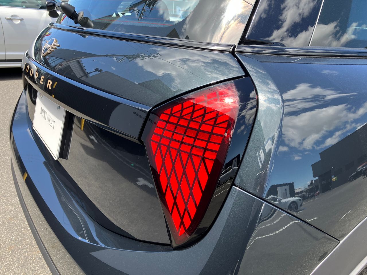 F66 MINI Cooper C 3Dr