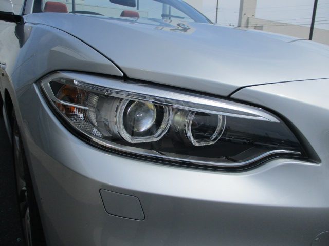 220I CABRIOLET RHD