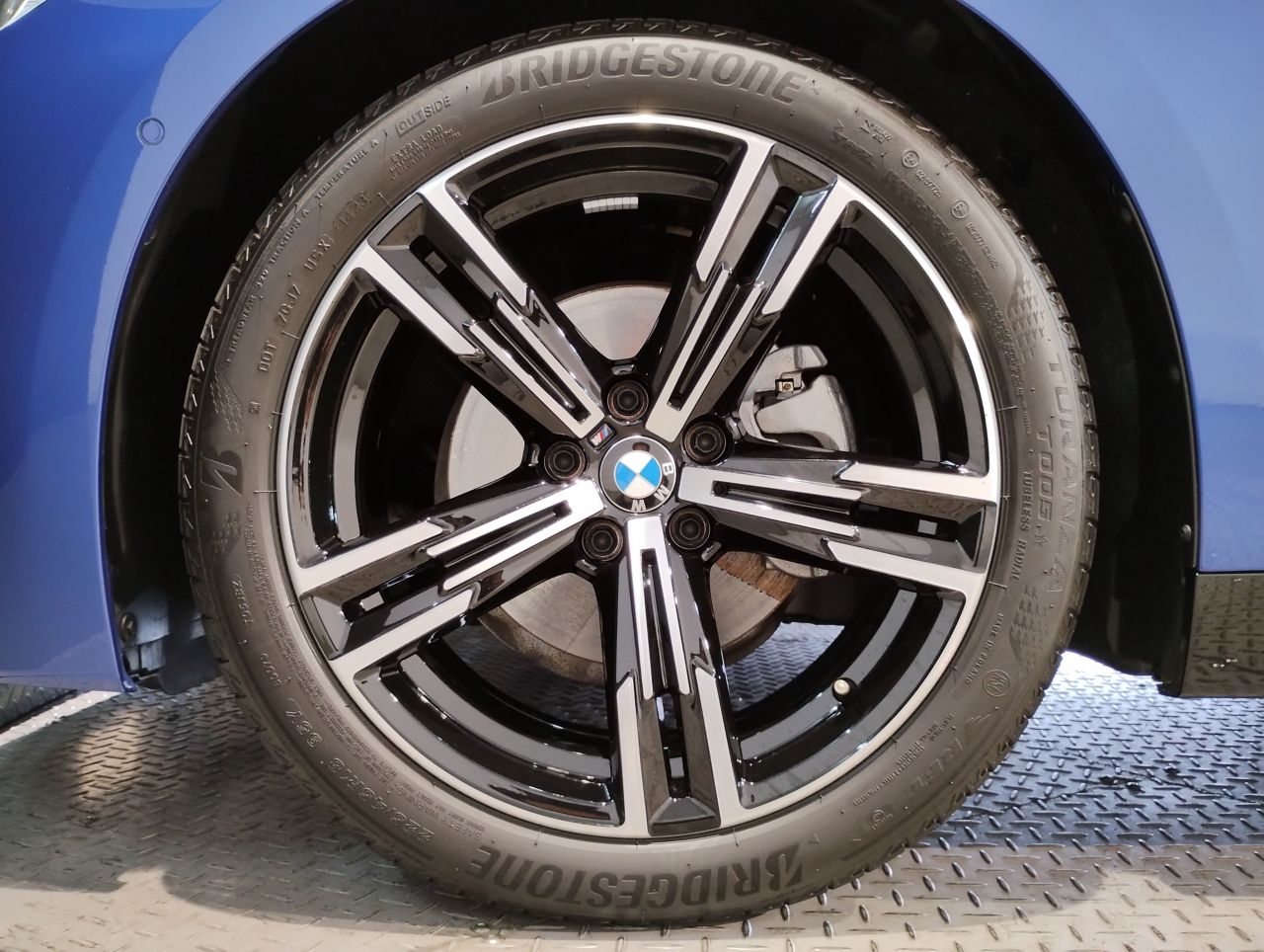 G42 220i Coupe