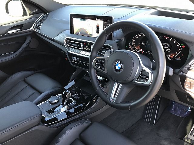 G02 X4 M40i RHD LCI