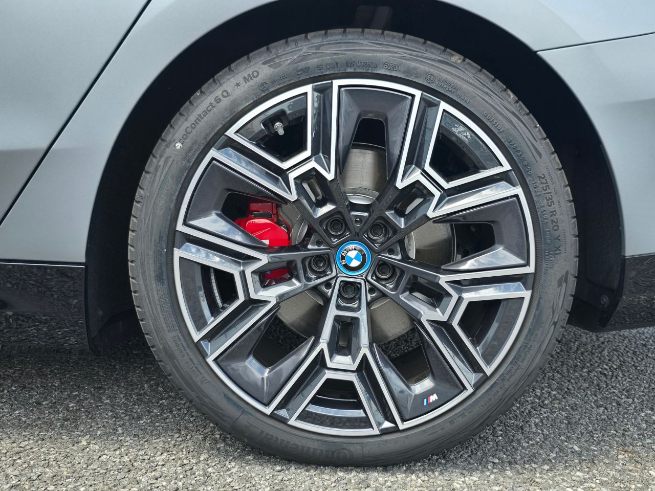 BMW i5 eDrive40 M Sport RHD