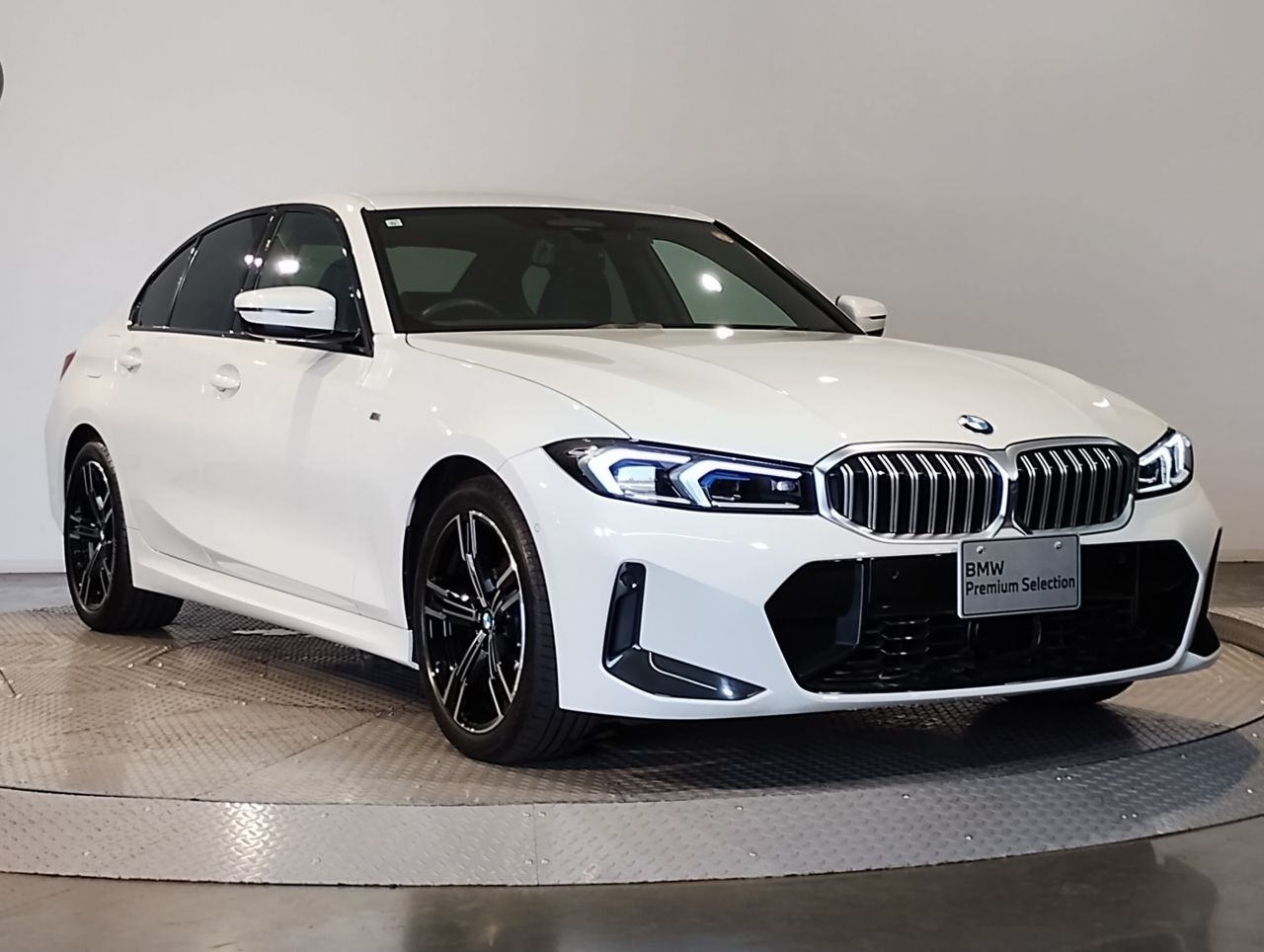 320d xDrive Berline RHD
