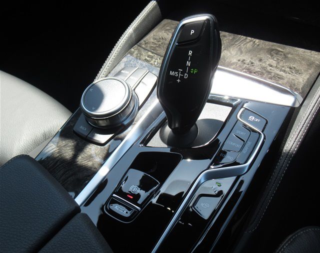 540i xDrive Touring RHD