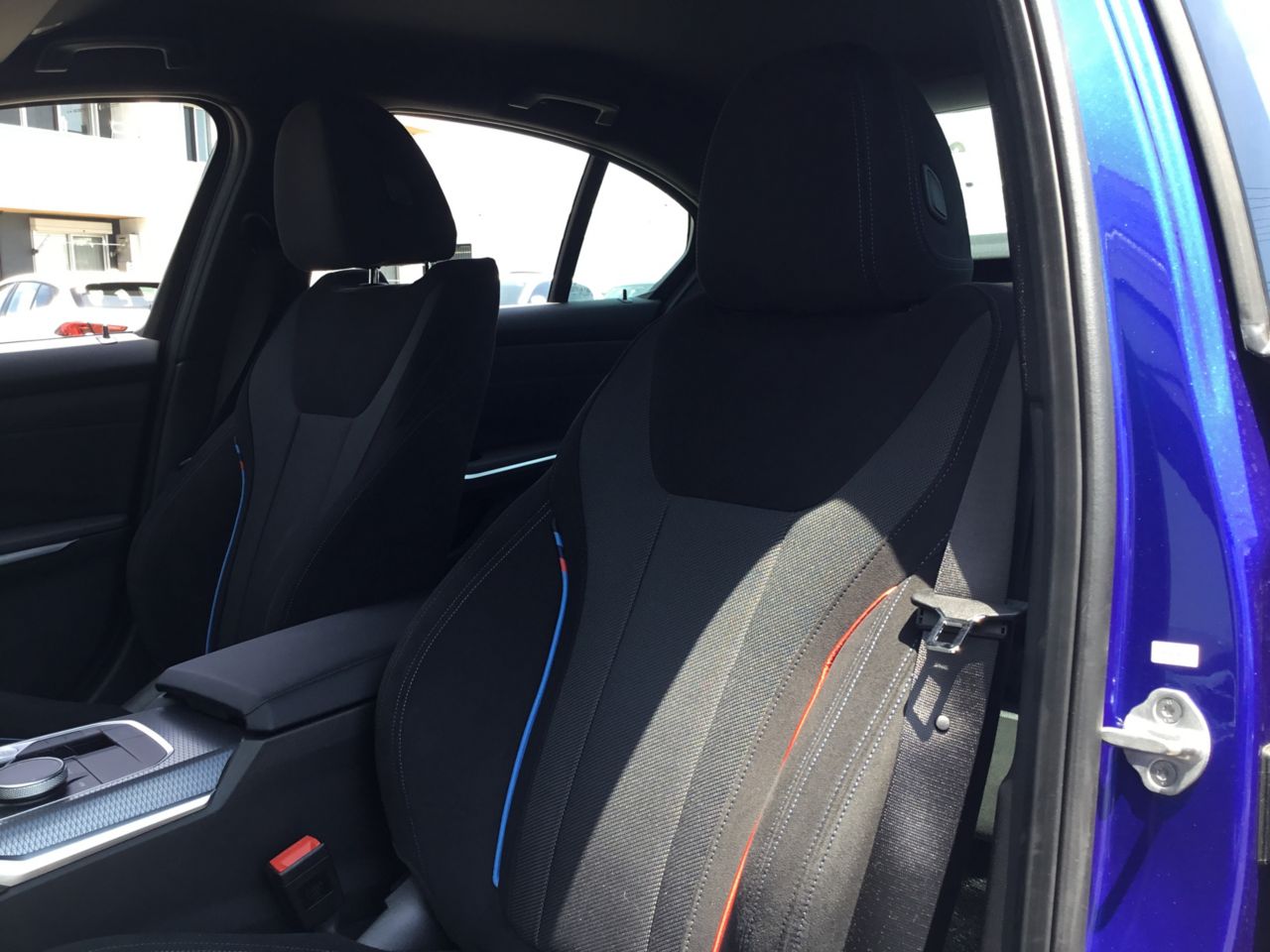 320d xDrive Berline RHD