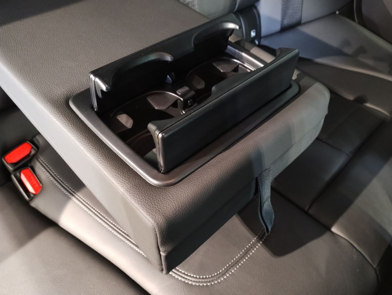 G20 330i Saloon RHD MX