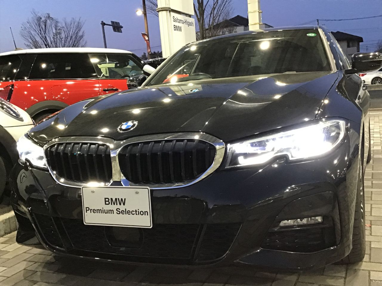 320i Sedan RHD