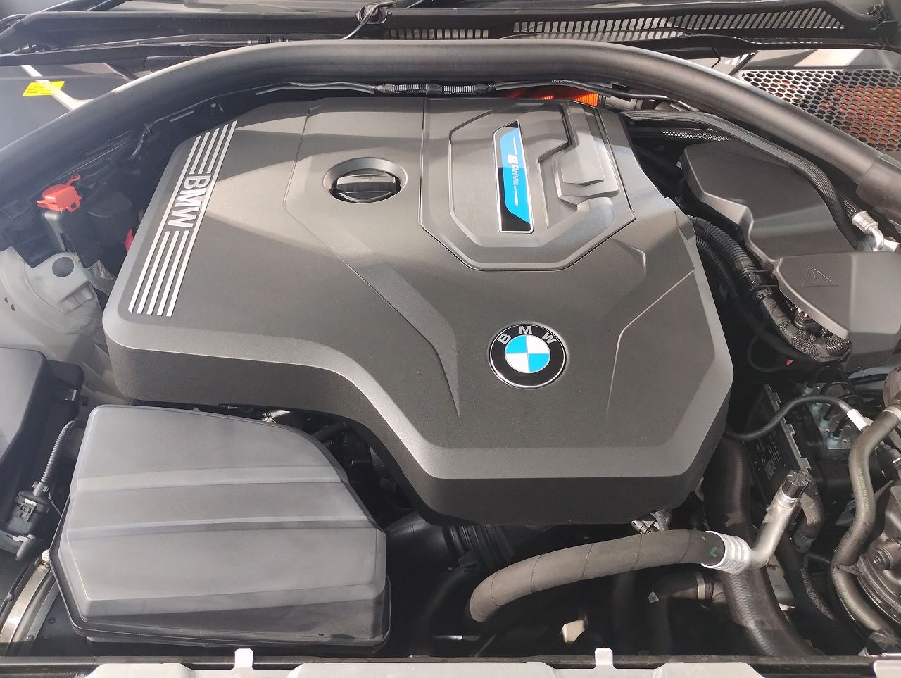 G20 330e Saloon LCI RHD MX