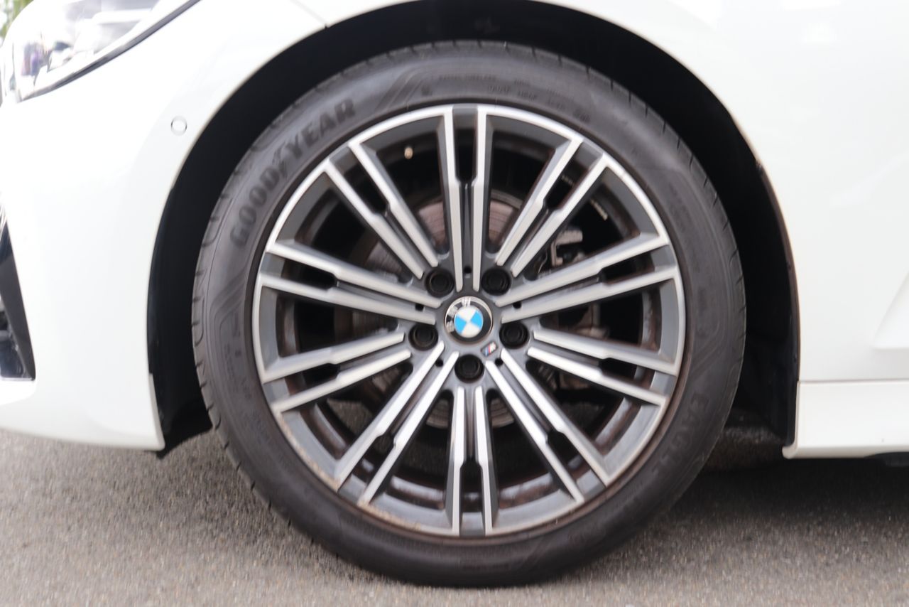 318i Berline RHD
