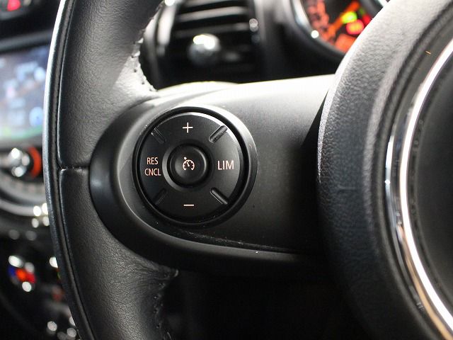 MINI COOPER S CLUBMAN