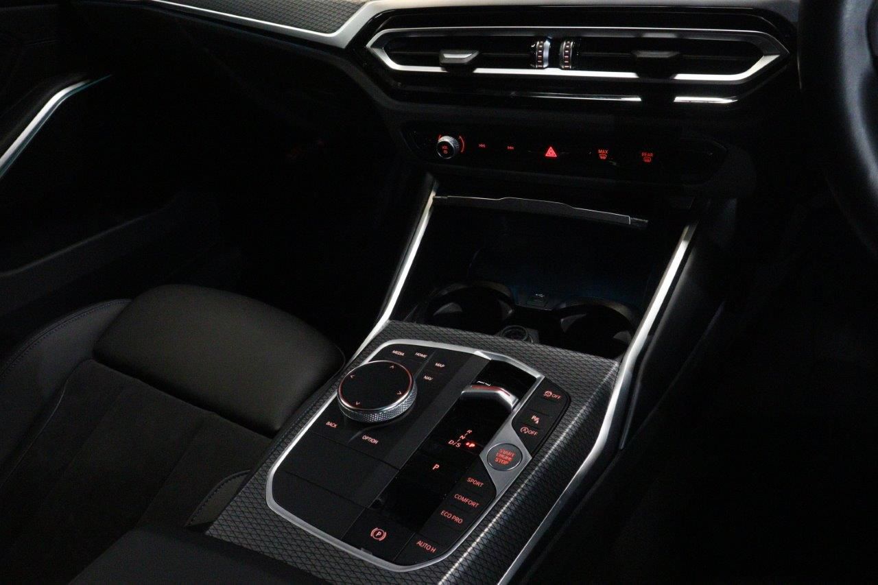 G20 320i Saloon LCI RHD MX