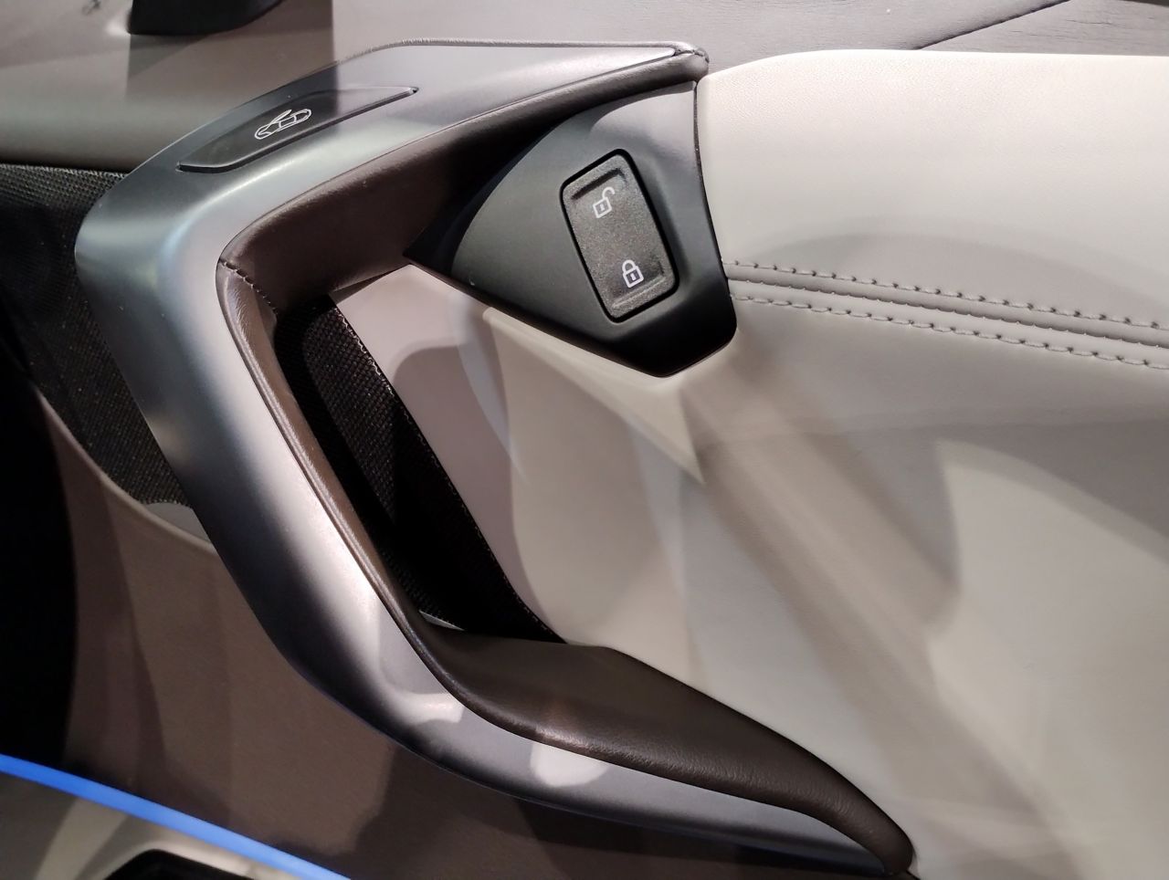 I15 i8 Roadster B38 1.5i