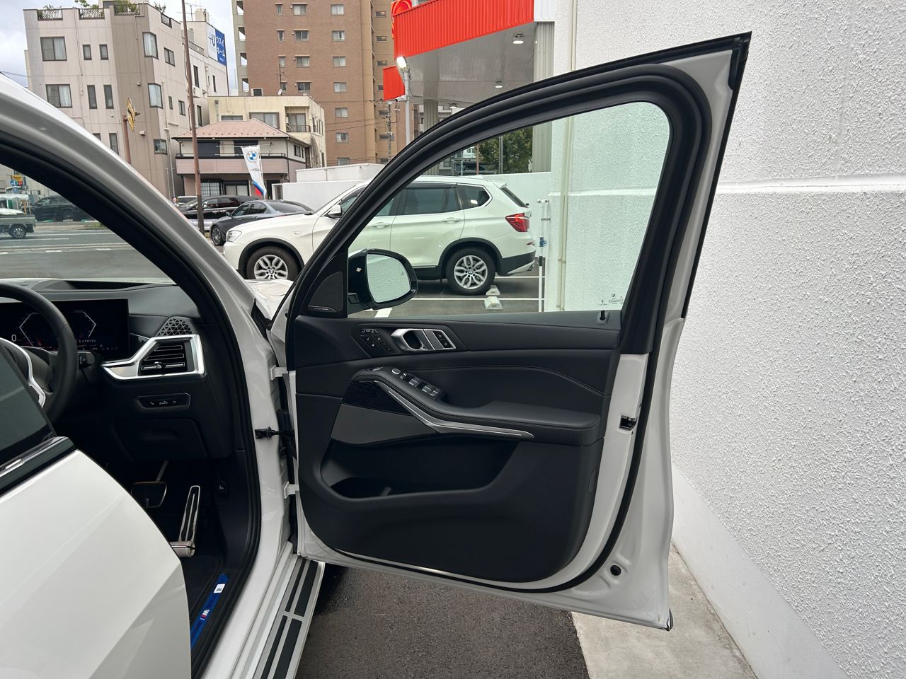 X7 xDrive40d RHD US