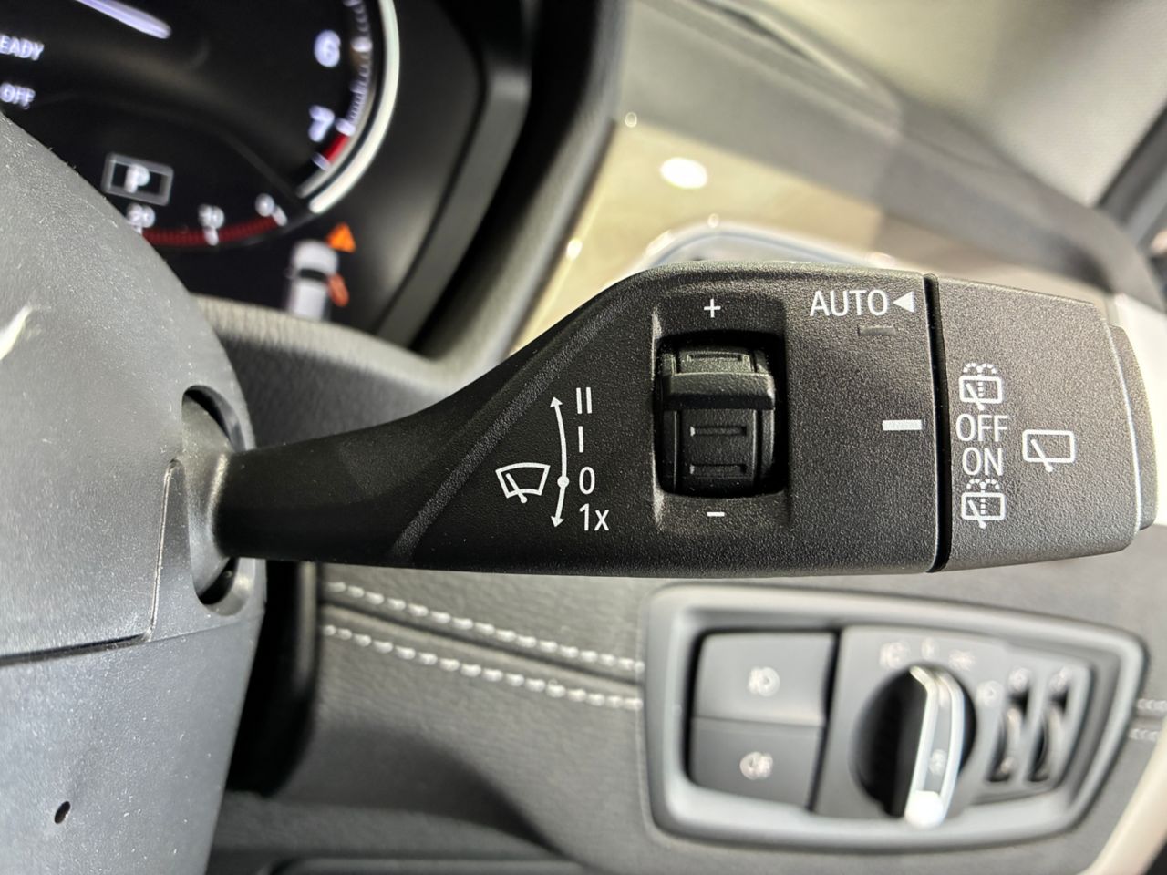 X1 sDrive18i RHD