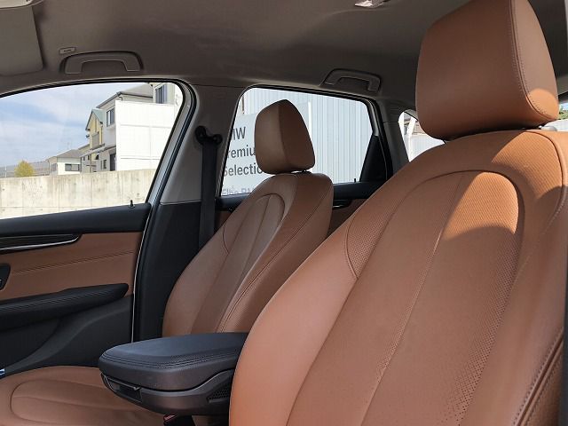 218D ACTIVE TOURER RHD