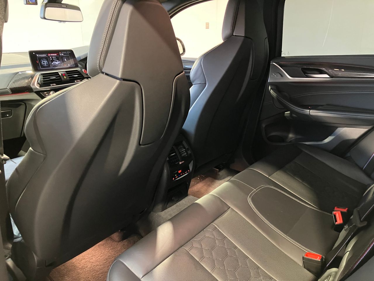 X4 M RHD