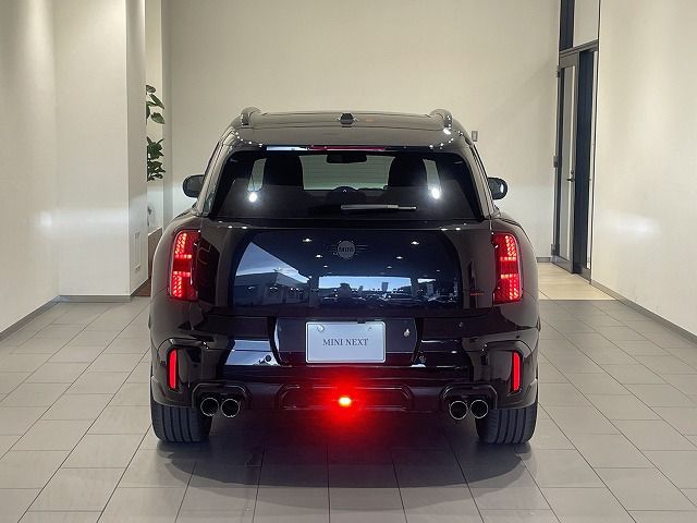 U25 MINI John Cooper Works Countryman ALL4