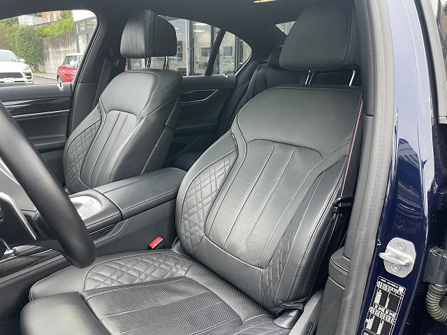 750i xDrive Sedan