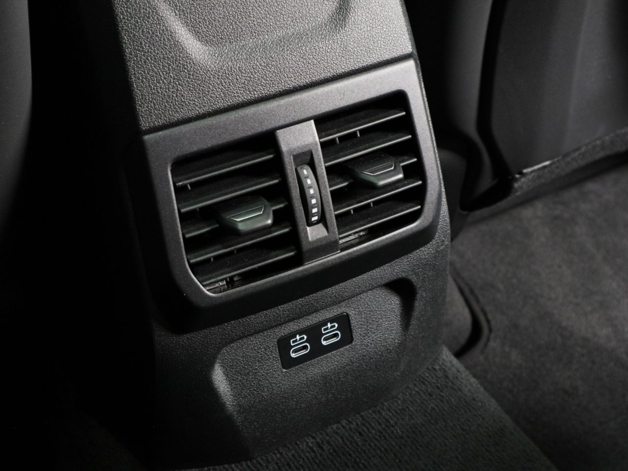 M135 xDrive Sports Hatch