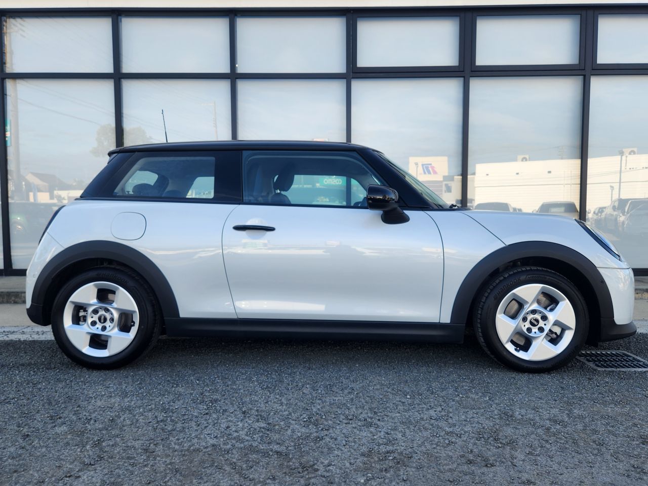 F66 MINI Cooper C 3Dr