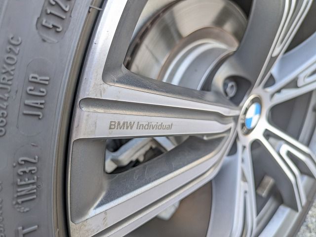 320d xDrive Berline RHD