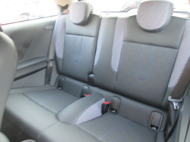 F66 MINI Cooper C 3Dr