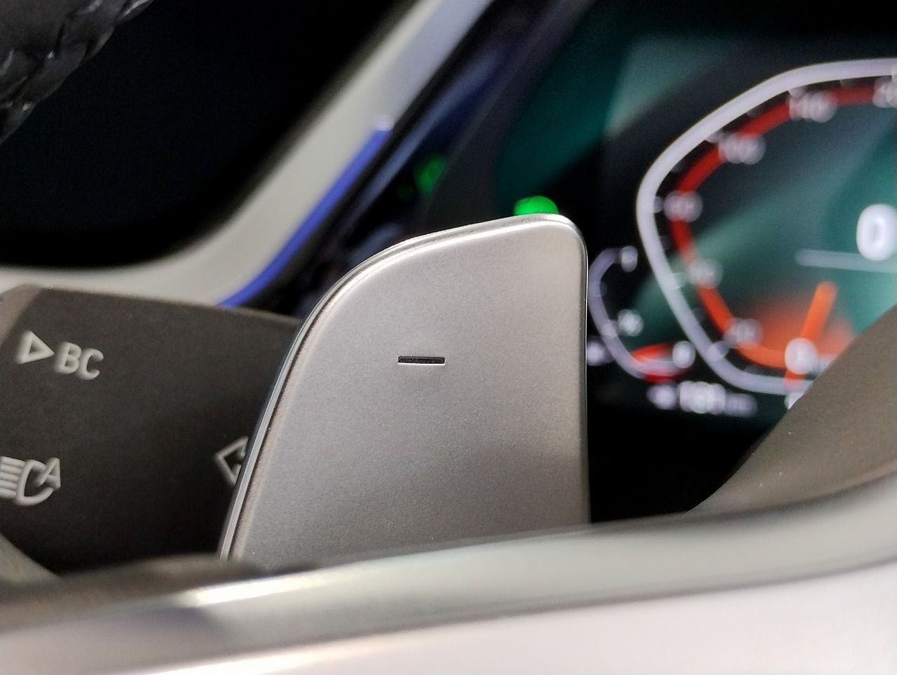 G29 z4 sDrive20i RHD