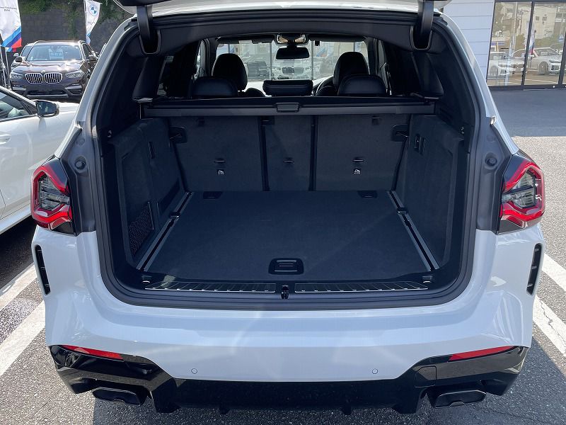 G01 X3 M40i RHD LCI ZA