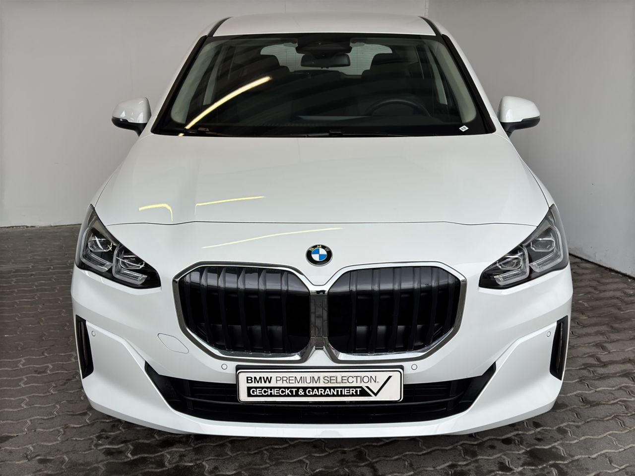 BMW 216