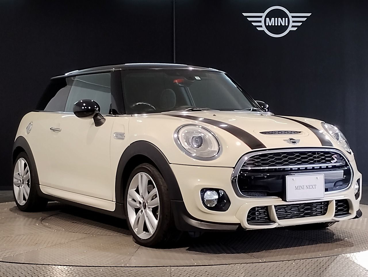F56 MINI COOPER S