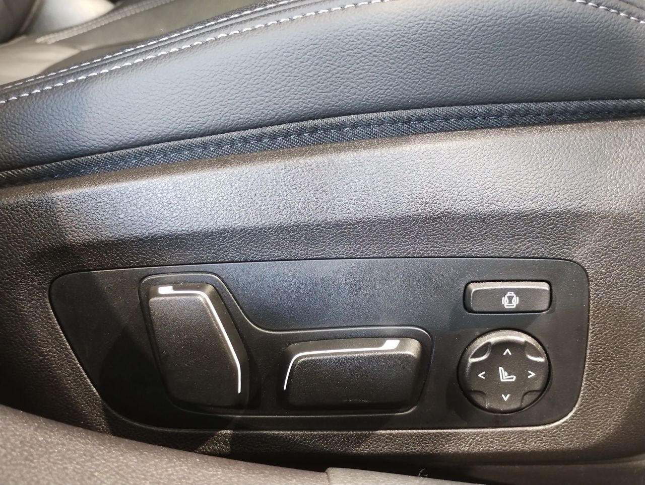 G20 320i Saloon LCI RHD MX