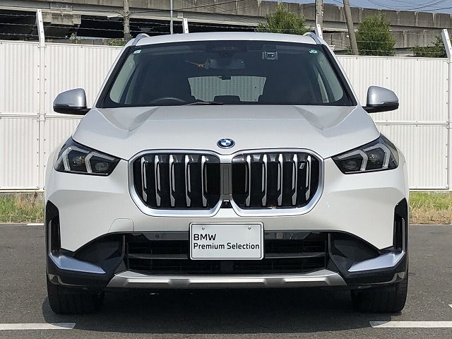 U11 iX1 xDrive30