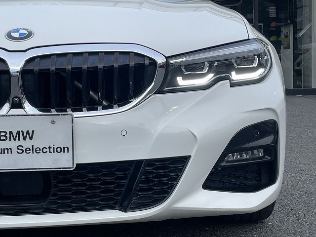 G20 330e Saloon RHD