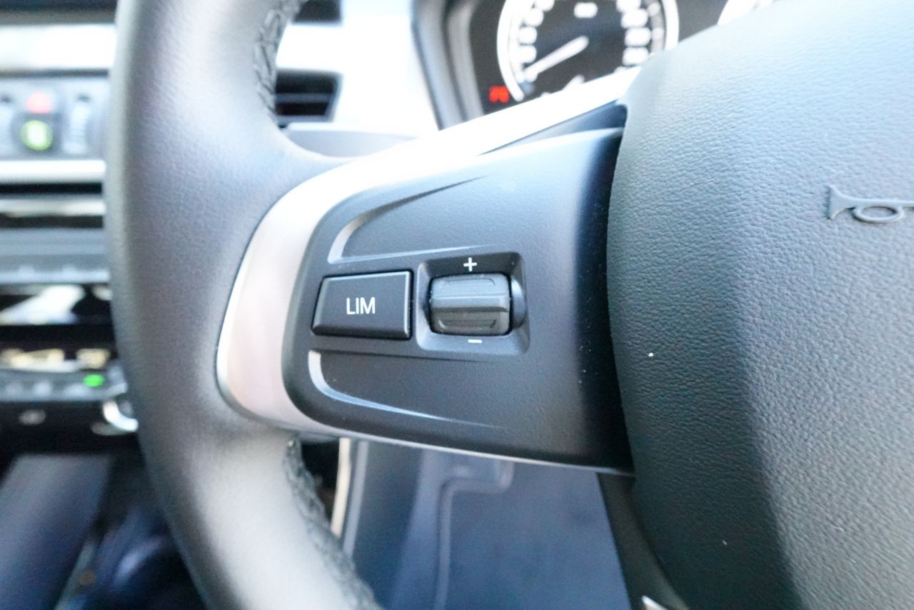 X1 sDrive18i RHD