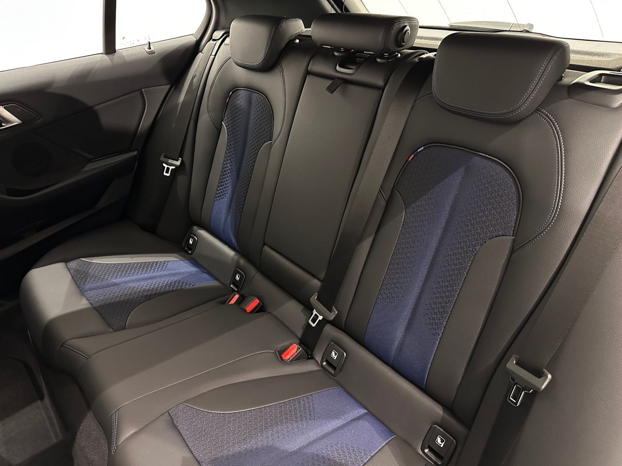 F40 118d Sports Hatch 5-door B47 2.0d