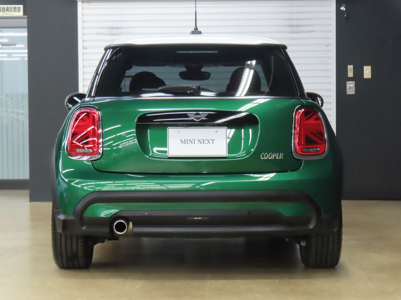 MINI Cooper F56 RHD