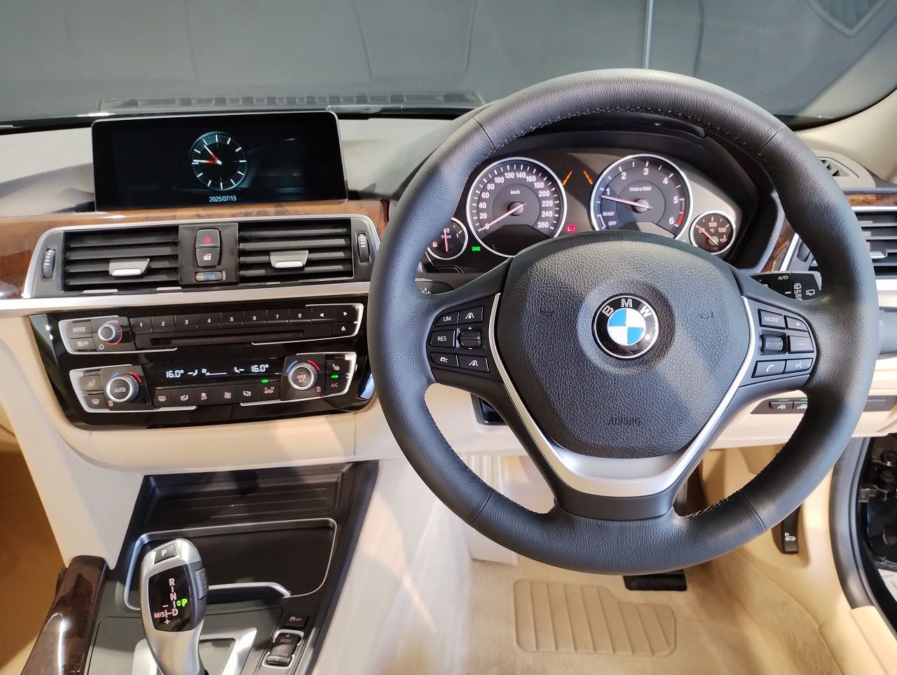 320D TOURING RHD