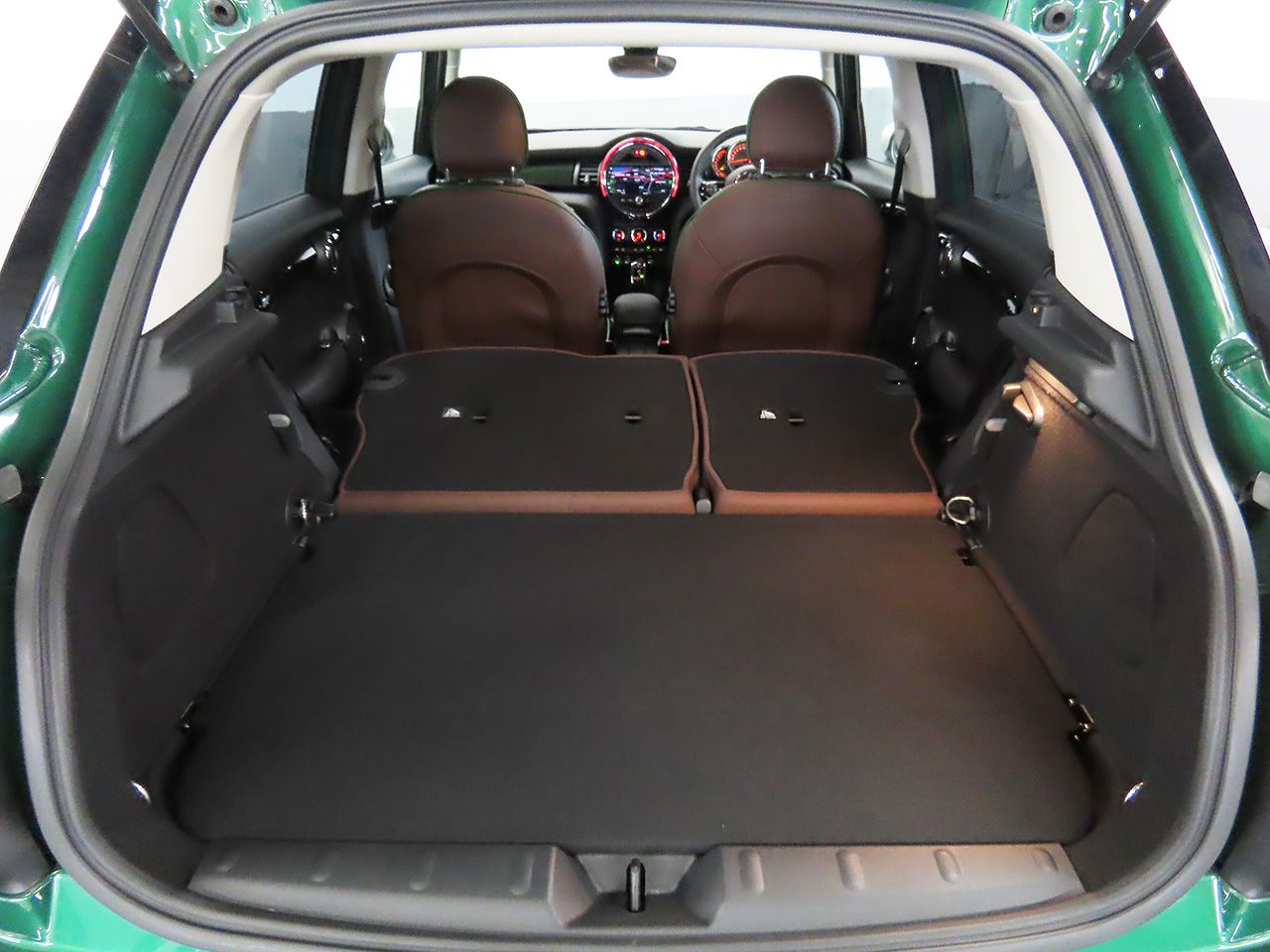 F55 MINI Cooper 5-Door Hatch LCI