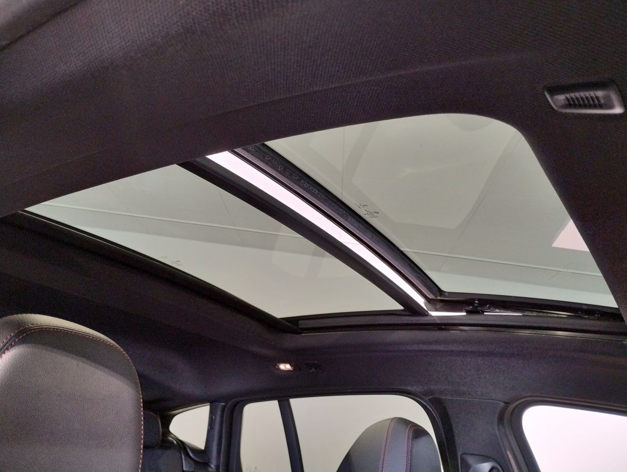 X4 xDrive20d RHD