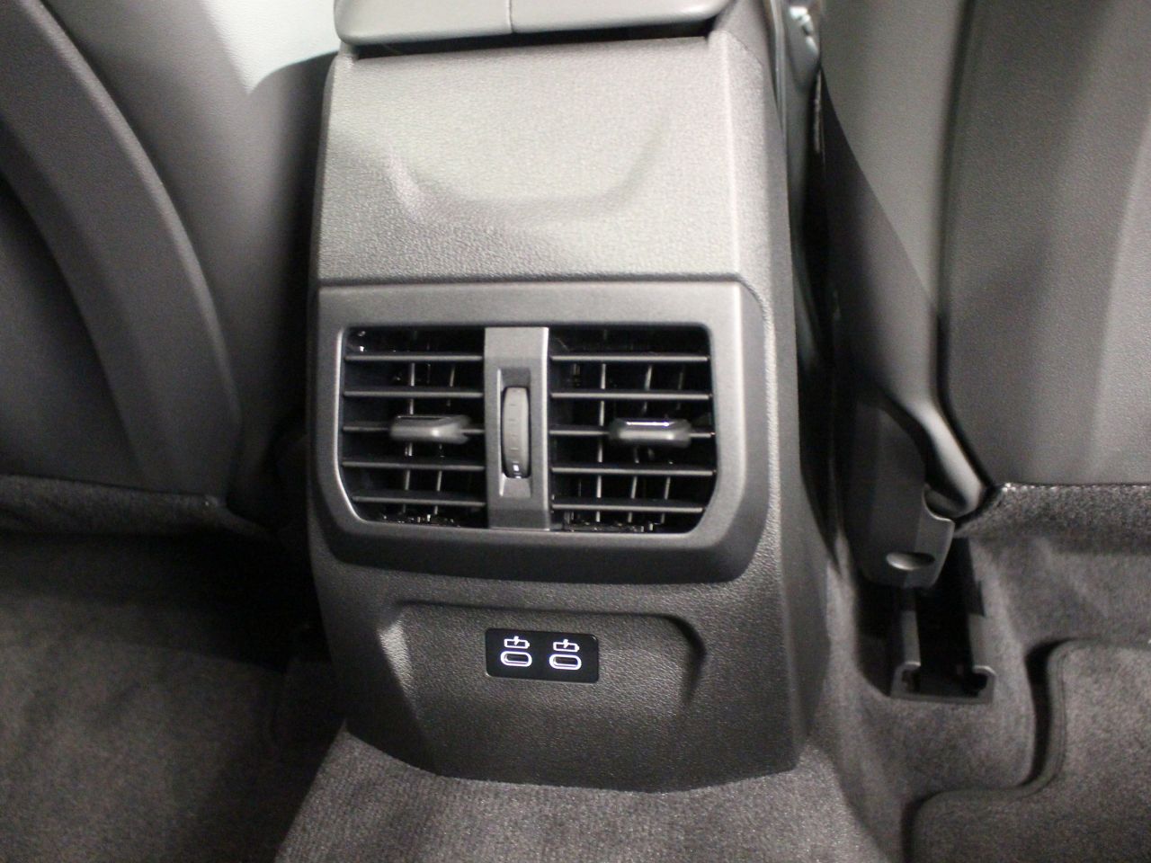 M135 xDrive Sports Hatch