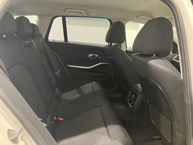 G21 320d xDrive Touring RHD