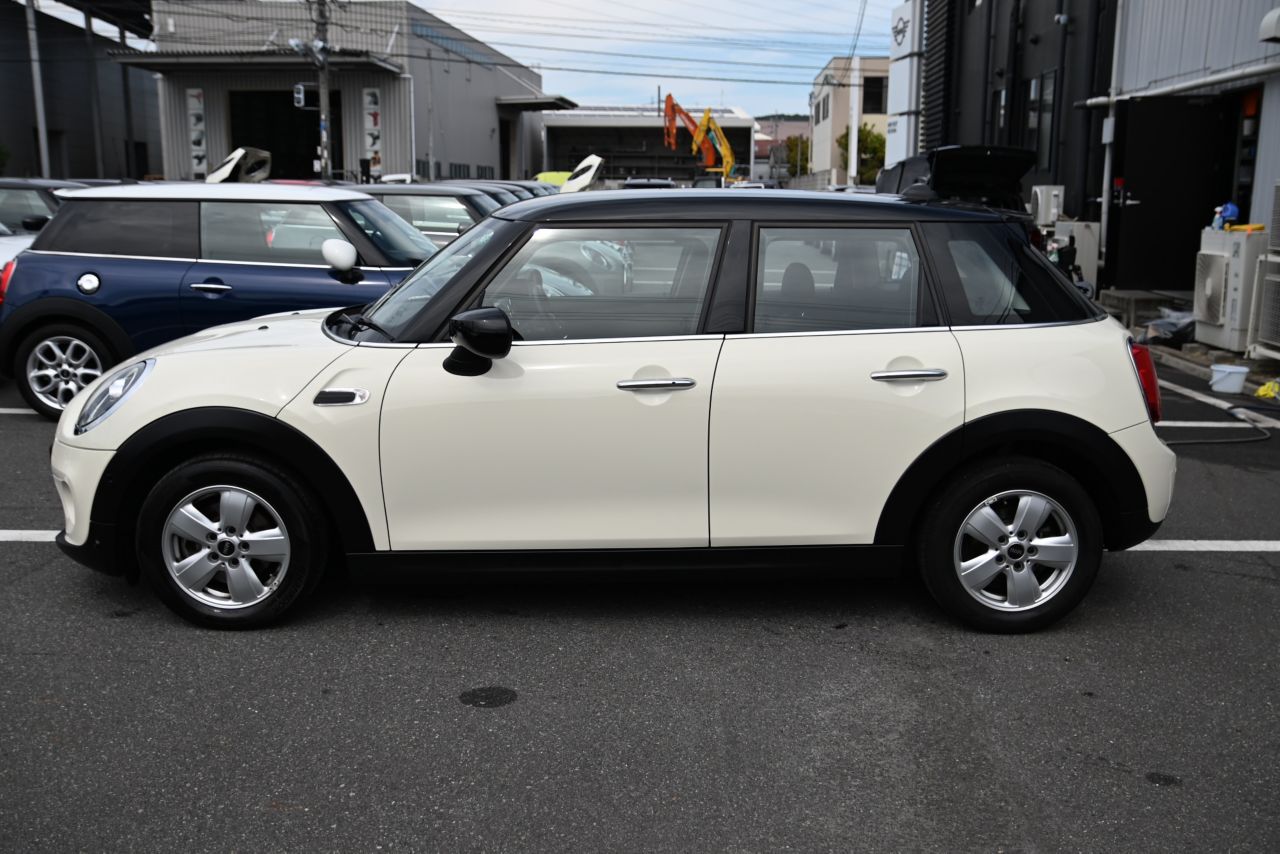 F55 MINI Cooper 5-Door Hatch LCI