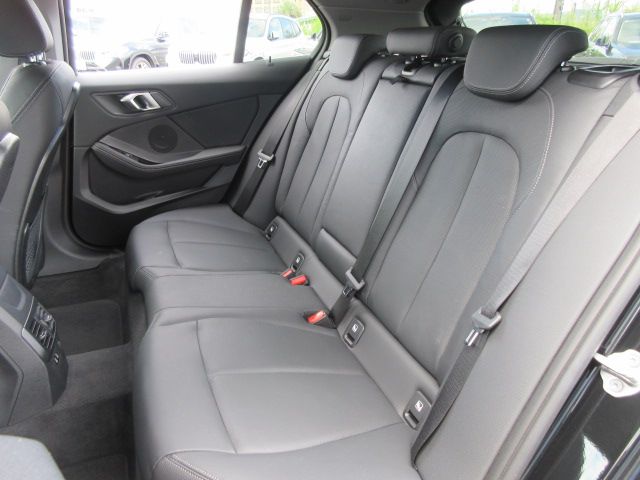 F40 118d Sports Hatch 5-door B47 2.0d