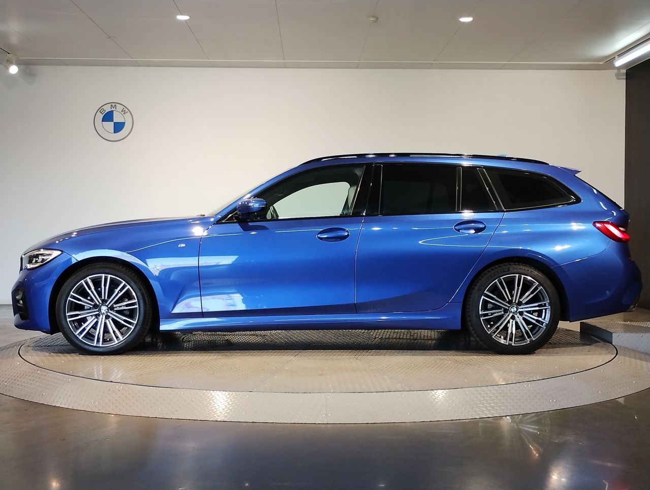 G21 320d xDrive Touring RHD