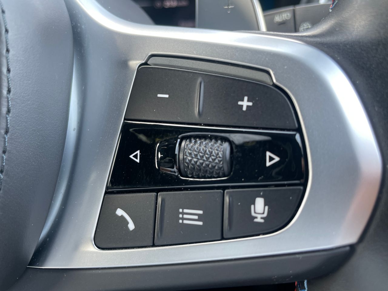 G01 X3 M40d RHD LCI ZA