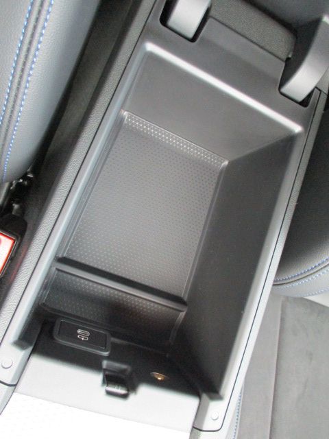 320d xDrive Berline RHD